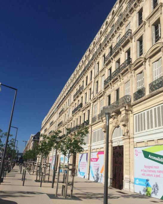 Proche Panier, Appartement Cosy Vue Mer Марсилия Екстериор снимка
