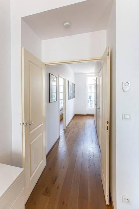 Proche Panier, Appartement Cosy Vue Mer Марсилия Екстериор снимка